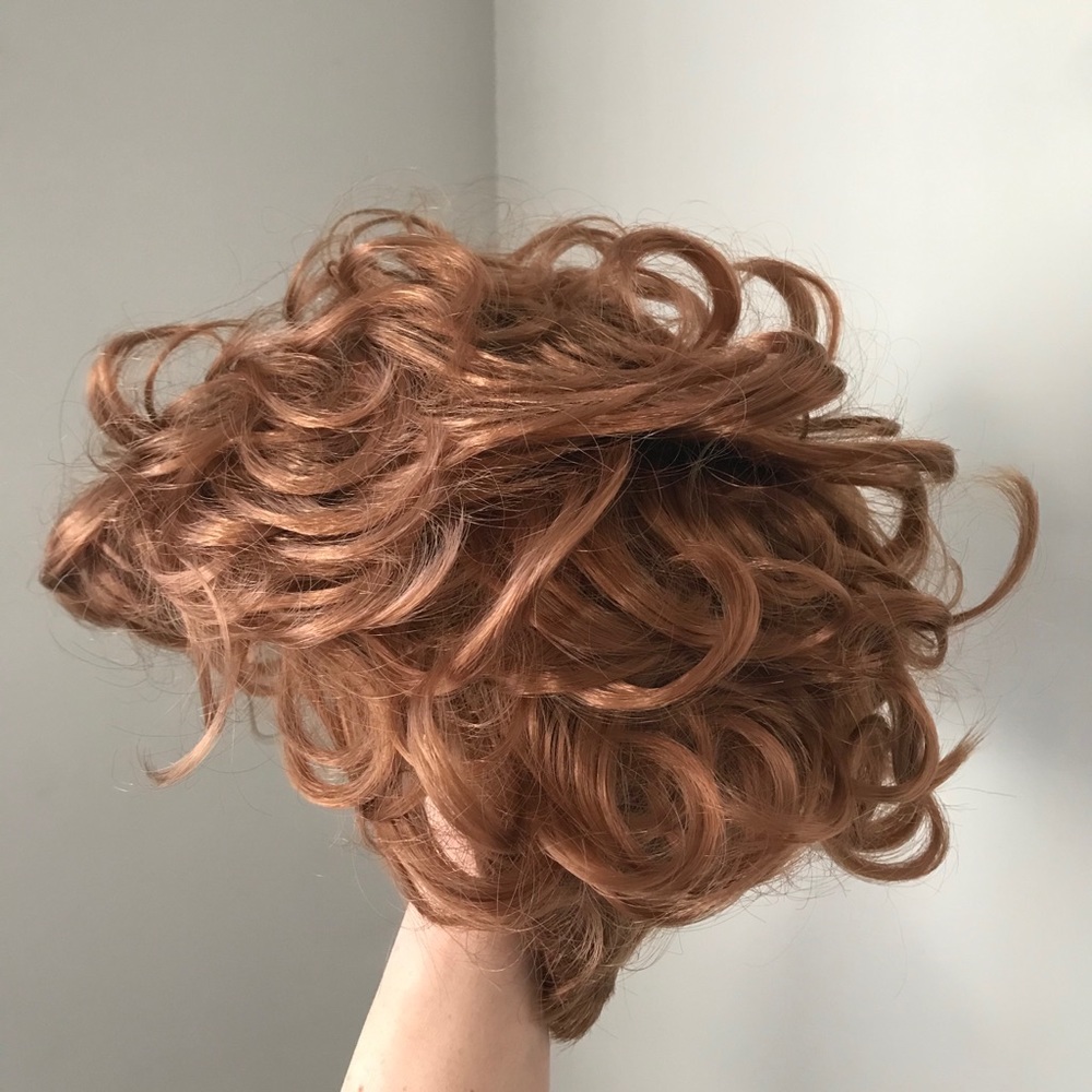 Short, curly, auburn wig